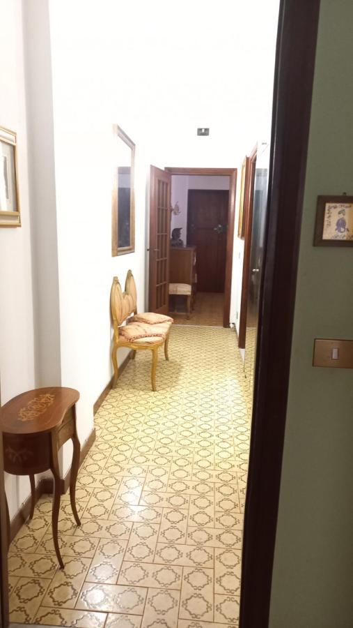 Appartamento Incantevole Al Centro Di Торваяника Экстерьер фото